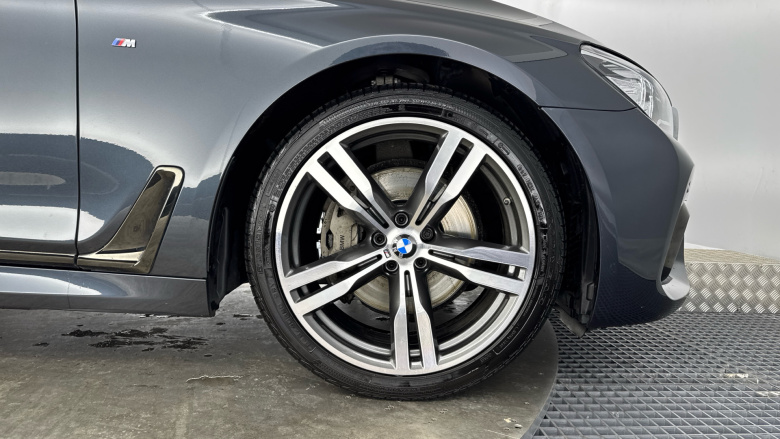 BMW 7 Series 740d xDrive M Sport 4dr Auto Diesel Saloon